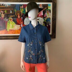 Vintage Embroidered Coldwater Creek Button Up Women’s 100% Cotton Denim Shirt